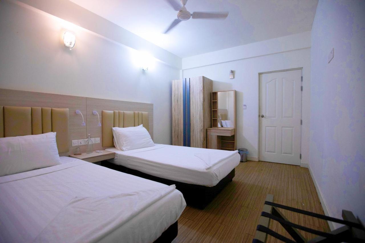 Keyla Inn Тулусдоо Екстериор снимка