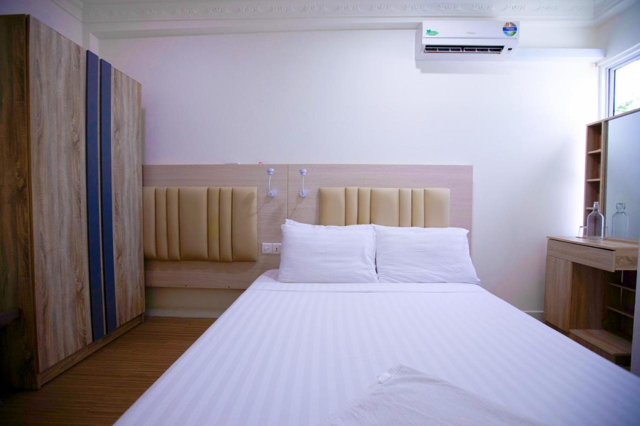 Keyla Inn Тулусдоо Екстериор снимка